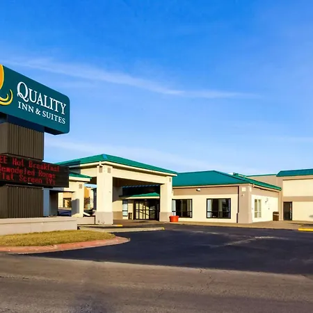 Quality Inn & Suites Moline Airport-2